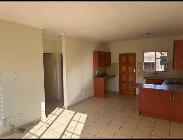 2 BEDROOM GATED ESTATE FOR SALE IN THE ORCHARDS